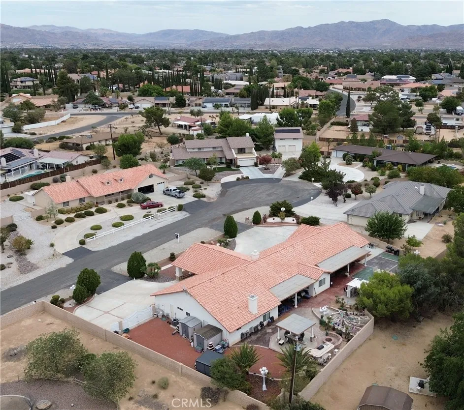 20055 Waco Court Apple Valley, CA 92308