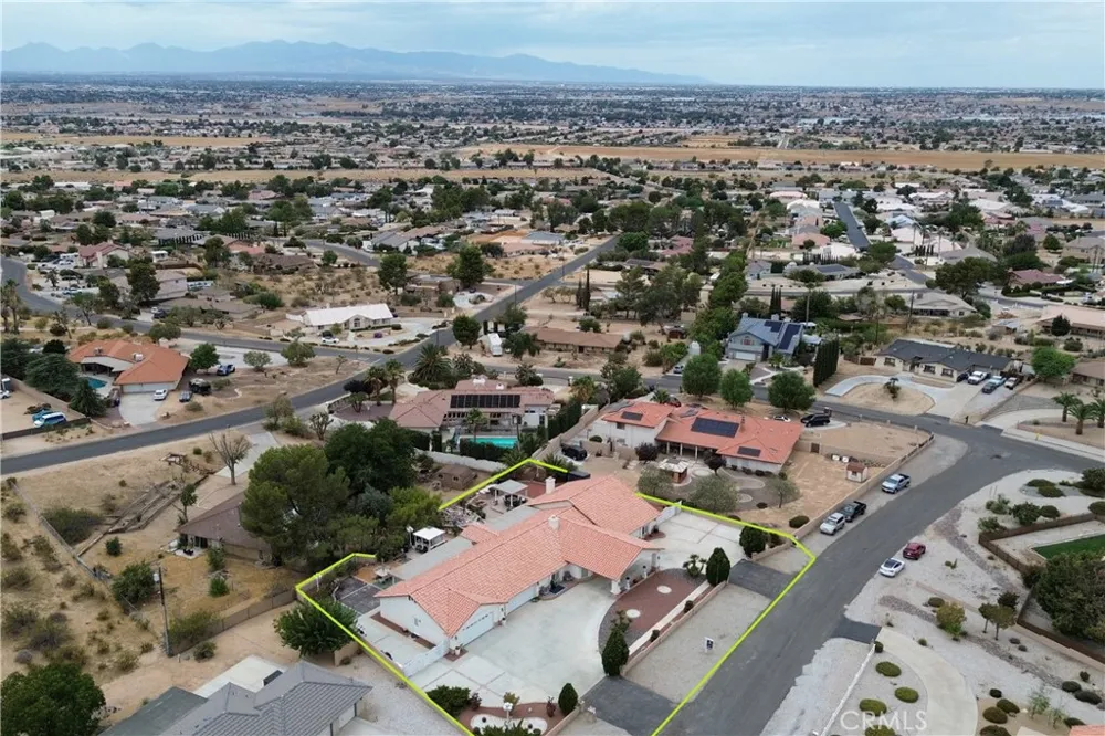 20055 Waco Court Apple Valley, CA 92308
