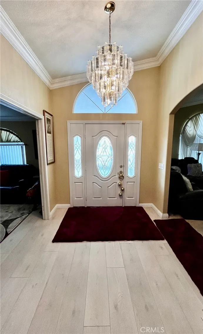 20055 Waco Court Apple Valley, CA 92308