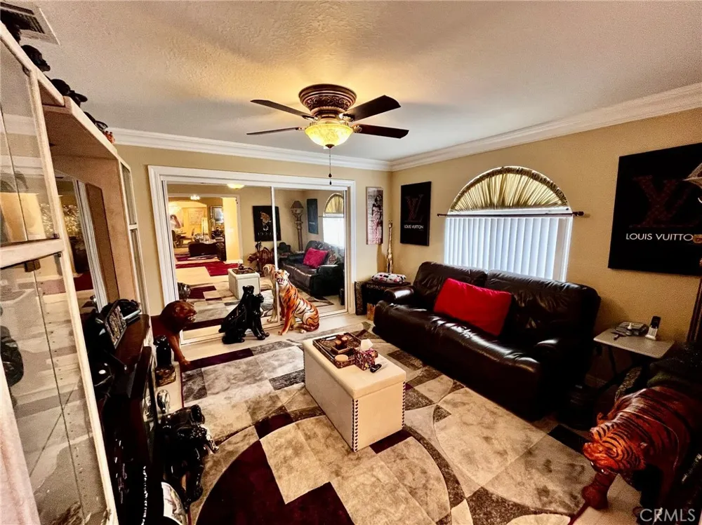 20055 Waco Court Apple Valley, CA 92308