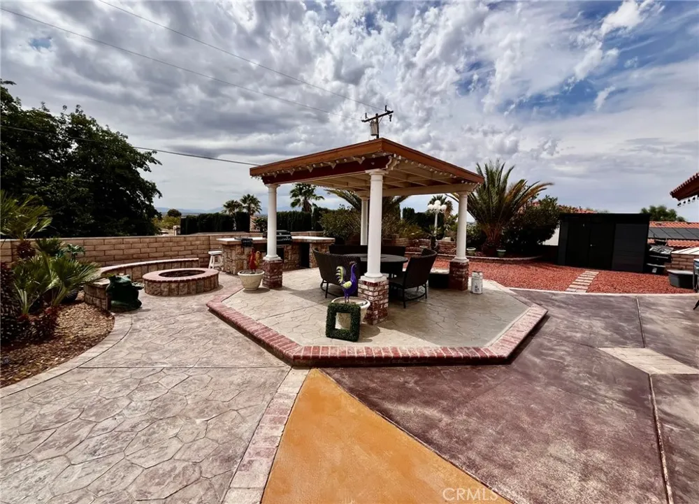 20055 Waco Court Apple Valley, CA 92308