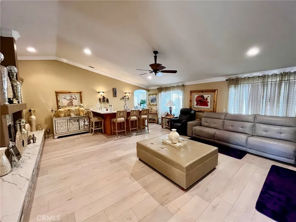 20055 Waco Court Apple Valley, CA 92308