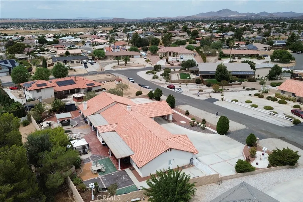 20055 Waco Court Apple Valley, CA 92308