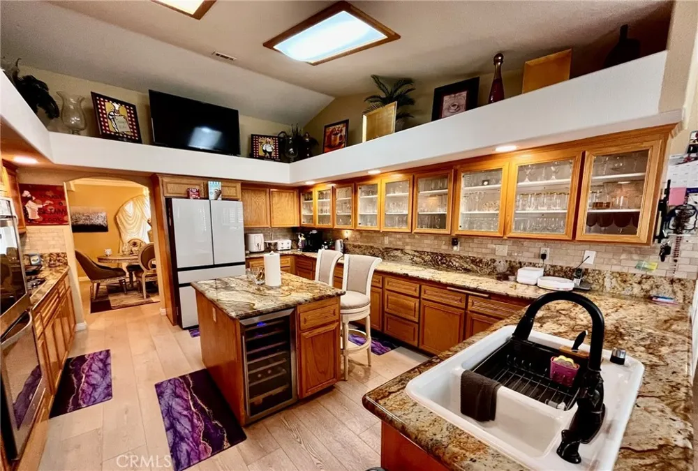 20055 Waco Court Apple Valley, CA 92308
