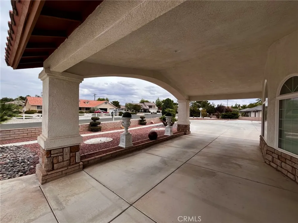 20055 Waco Court Apple Valley, CA 92308