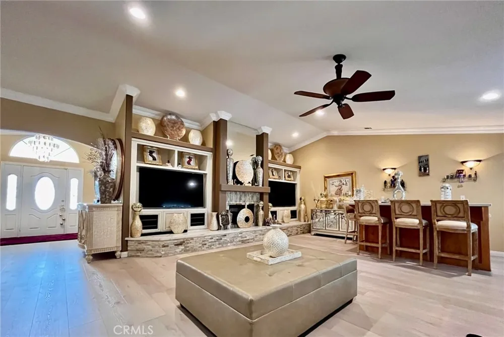 20055 Waco Court Apple Valley, CA 92308