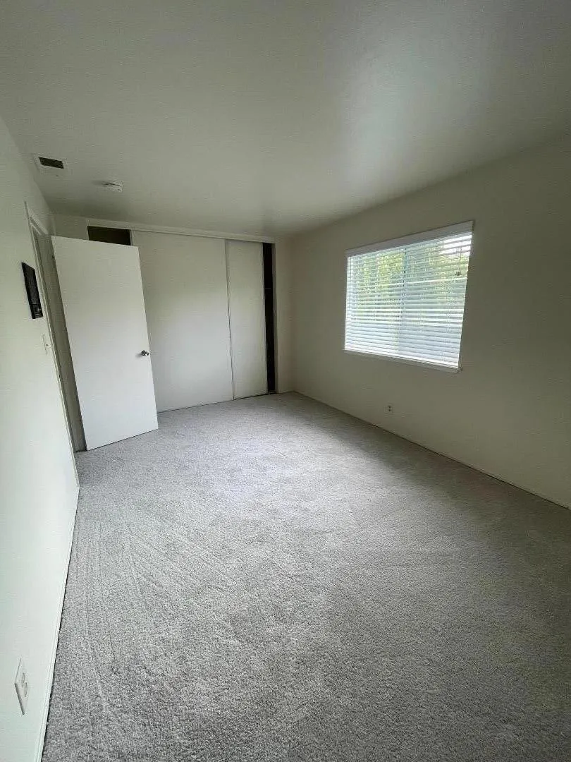 10 Sycamore Court Redwood City, CA 94061