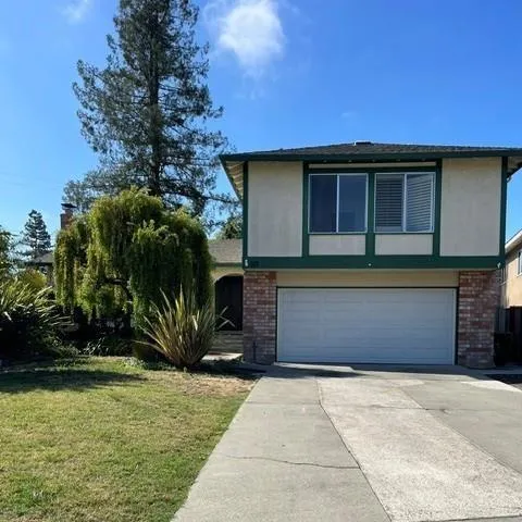 10 Sycamore Court