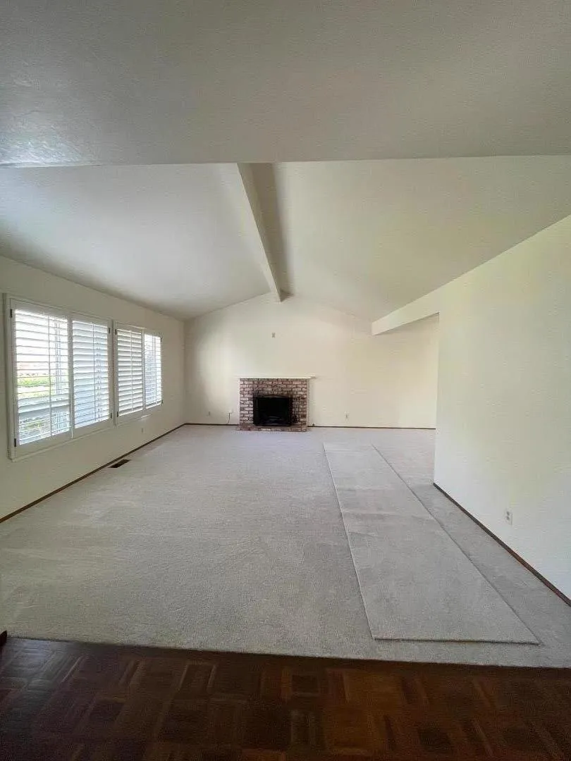 10 Sycamore Court Redwood City, CA 94061