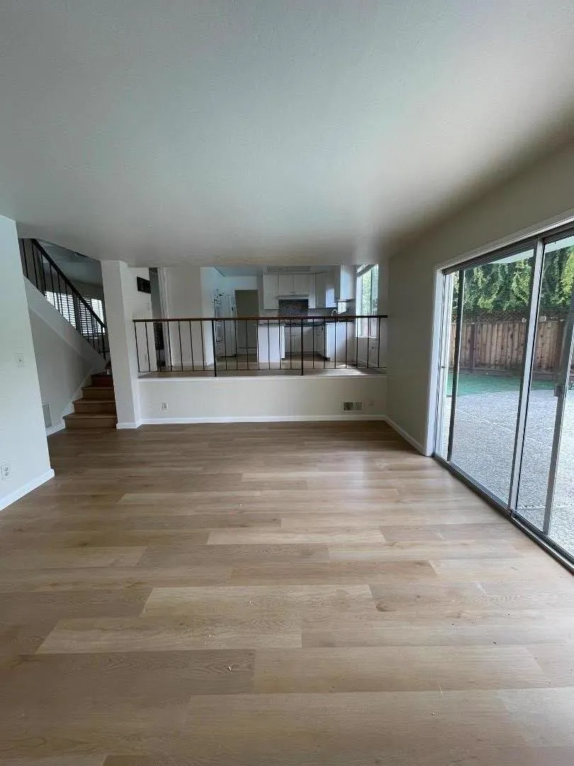 10 Sycamore Court Redwood City, CA 94061