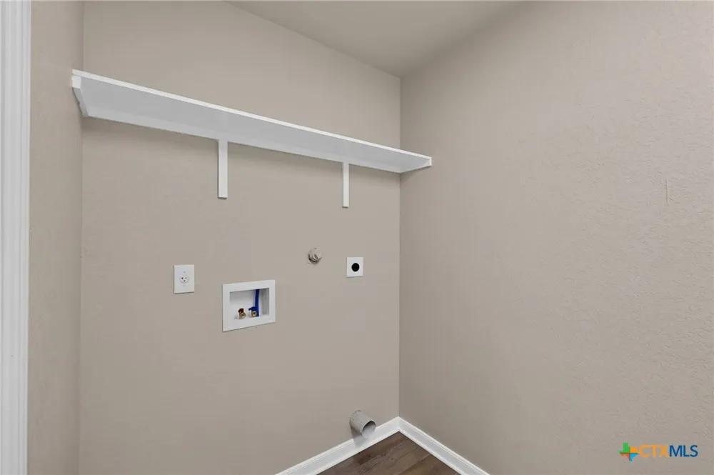 120 Evening Breeze Cibolo, TX 78108