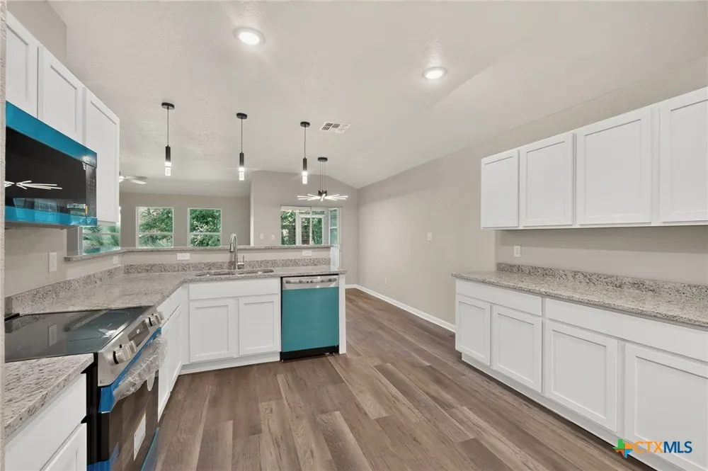 120 Evening Breeze Cibolo, TX 78108
