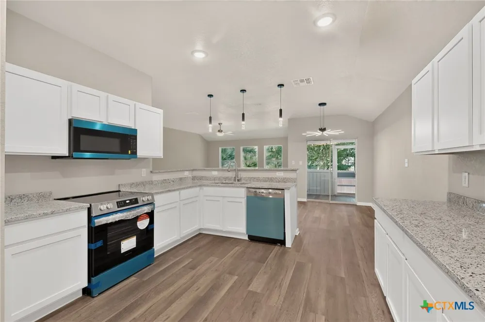 120 Evening Breeze Cibolo, TX 78108
