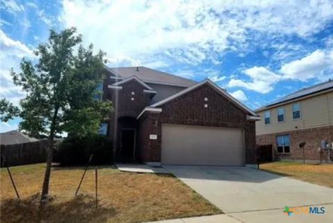 2604 Legacy Lane