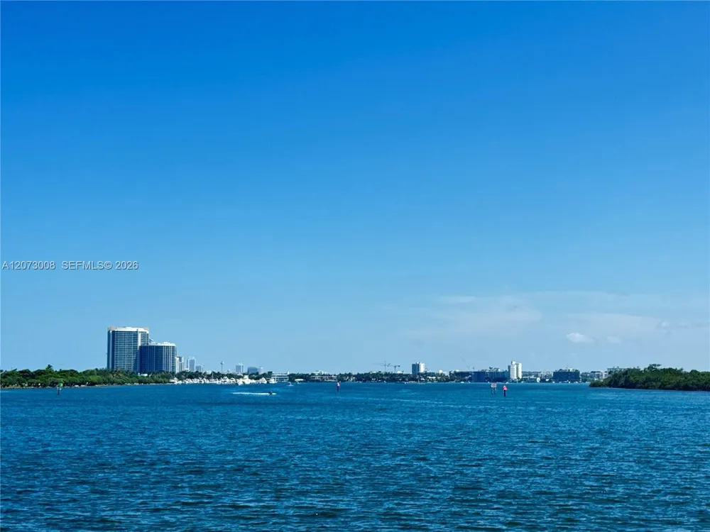 300 Bayview Dr #501 Sunny Isles Beach, FL 33160