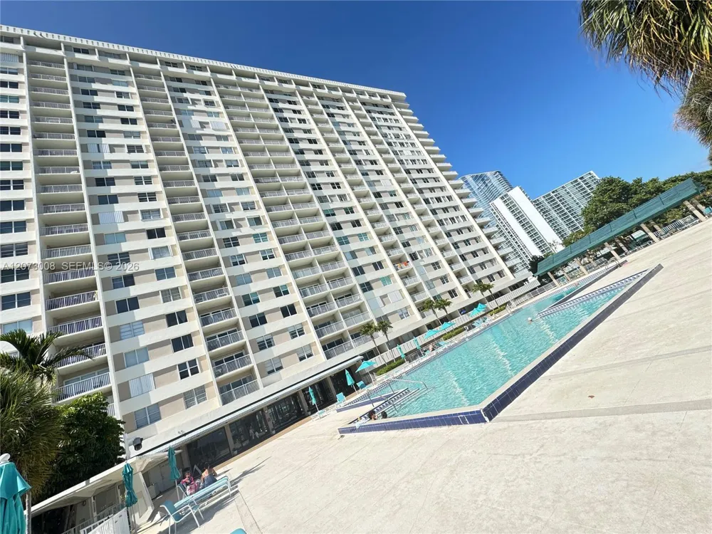 300 Bayview Dr #501 Sunny Isles Beach, FL 33160