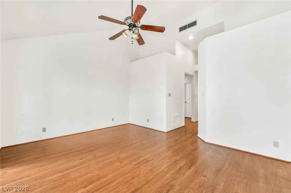 6986 Emerald Springs Lane Las Vegas, NV 89113