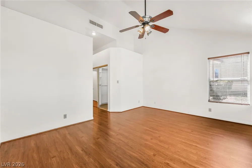 6986 Emerald Springs Lane Las Vegas, NV 89113