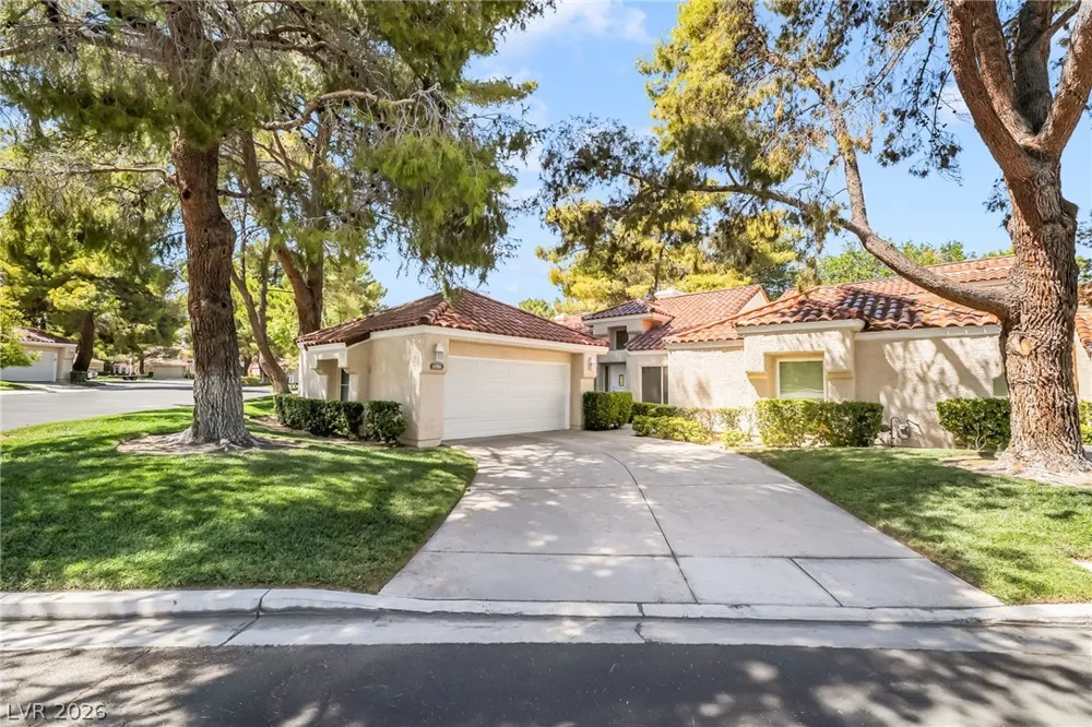 6986 Emerald Springs Lane Las Vegas, NV 89113