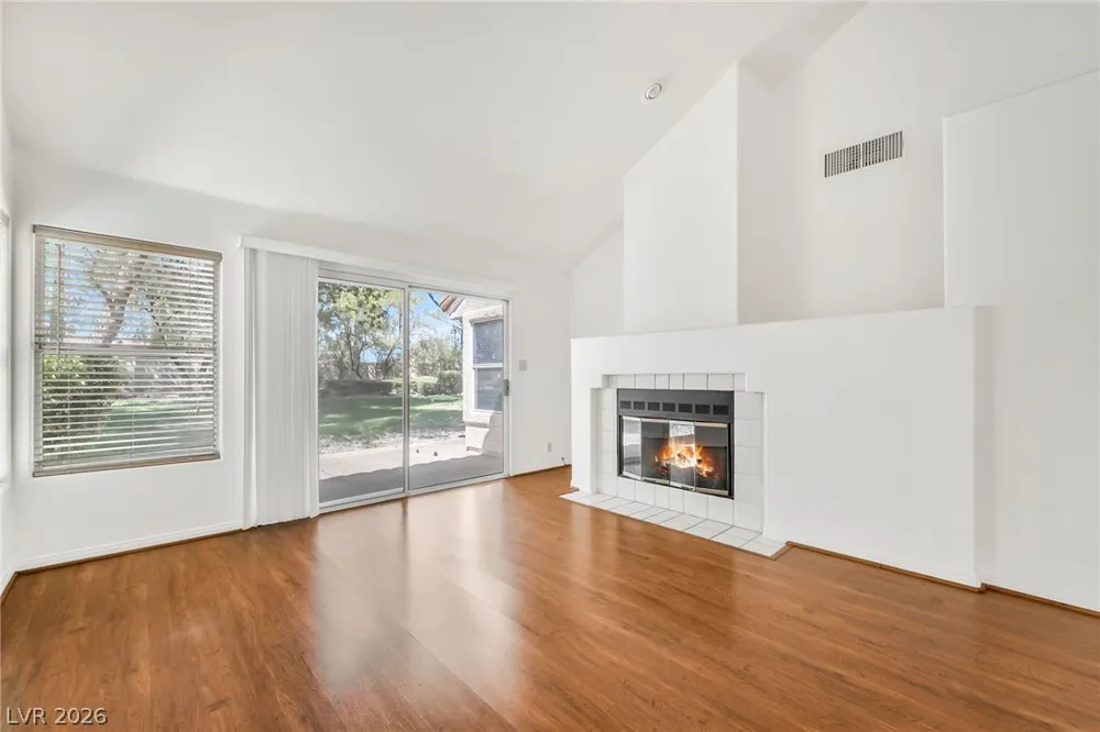 6986 Emerald Springs Lane Las Vegas, NV 89113