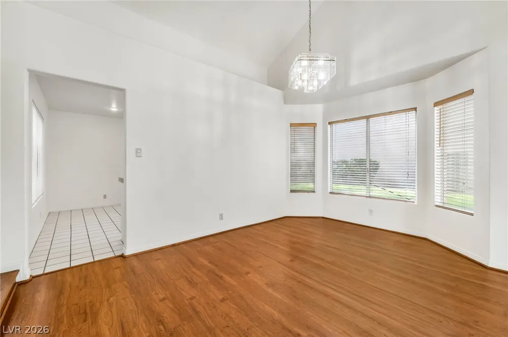 6986 Emerald Springs Lane Las Vegas, NV 89113