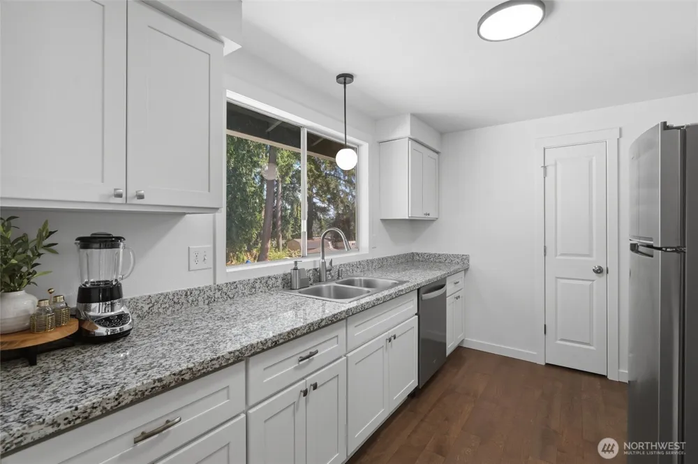 2715 Lodgepole Drive SE Port Orchard, WA 98366