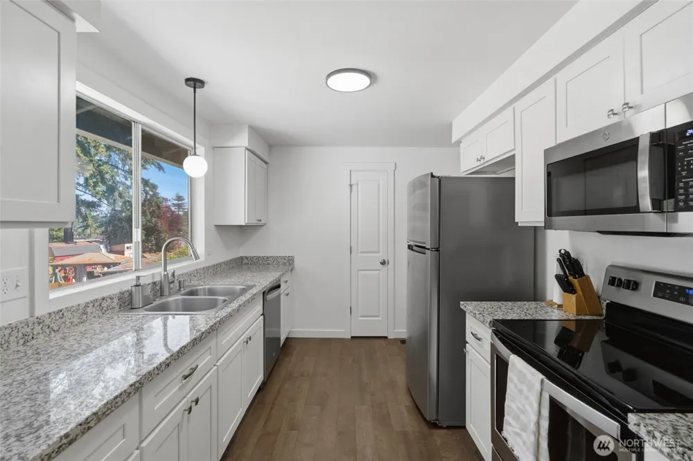 2715 Lodgepole Drive SE Port Orchard, WA 98366