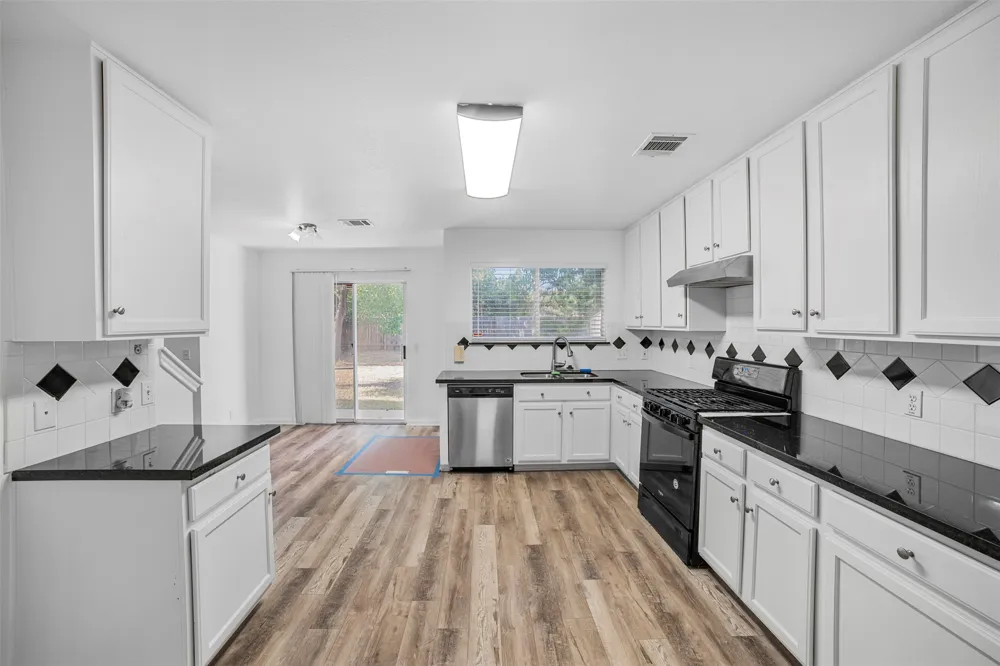 4021 CARGILL DRIVE Round Rock, TX 78681