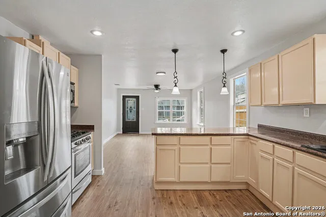 2039 Schley Ave San Antonio, TX 78210