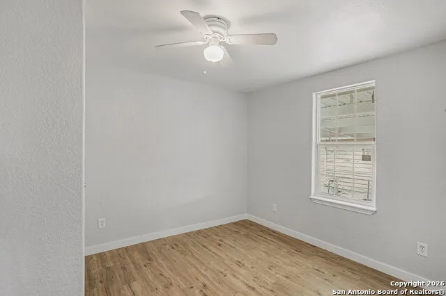 2039 Schley Ave San Antonio, TX 78210
