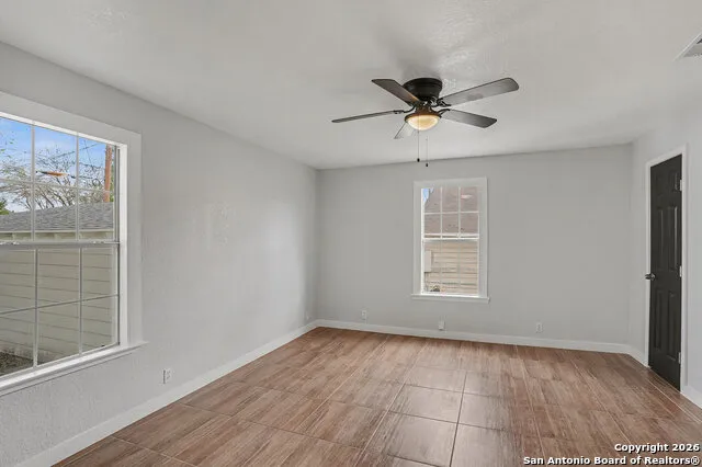 2039 Schley Ave San Antonio, TX 78210