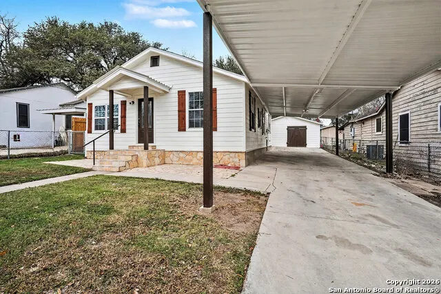 2039 Schley Ave San Antonio, TX 78210