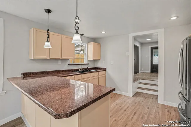 2039 Schley Ave San Antonio, TX 78210