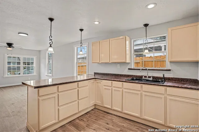 2039 Schley Ave San Antonio, TX 78210