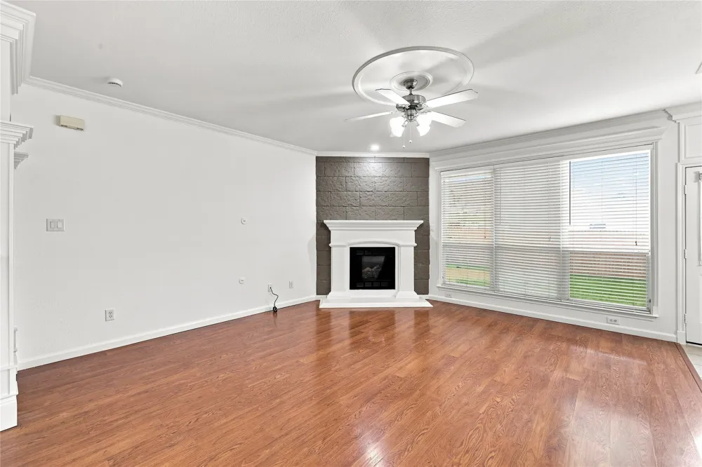 6427 Miranda Drive Fort Worth, TX 76131