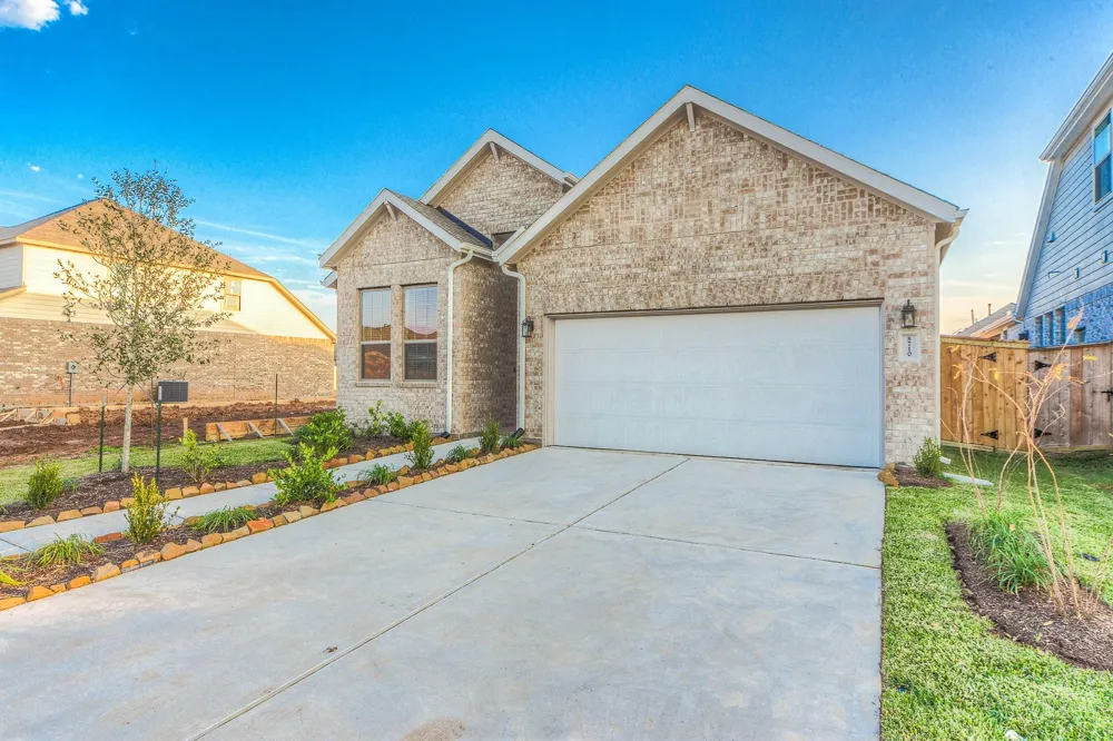 8710 Crossing Oak Lane Missouri City, TX 77459