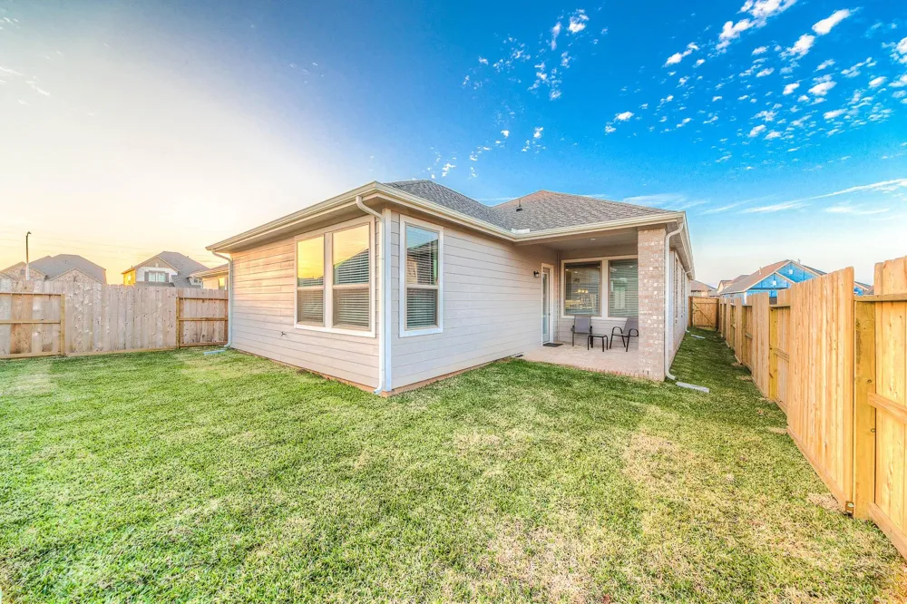 8710 Crossing Oak Lane Missouri City, TX 77459