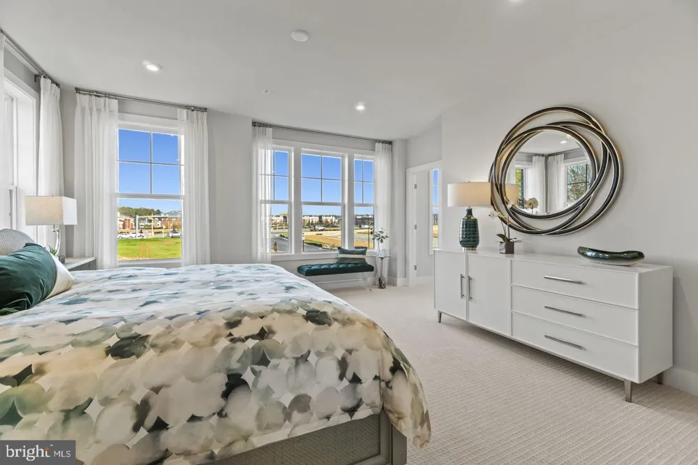 43805 MIDDLEWAY TERRACE Ashburn, VA 20147
