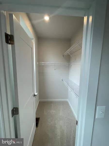 43805 MIDDLEWAY TERRACE Ashburn, VA 20147