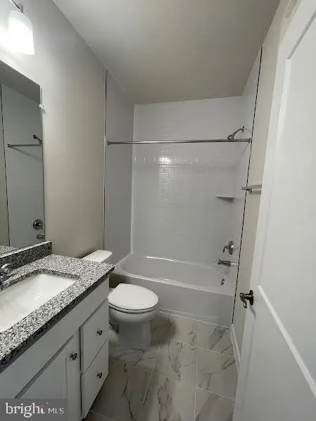 43805 MIDDLEWAY TERRACE Ashburn, VA 20147