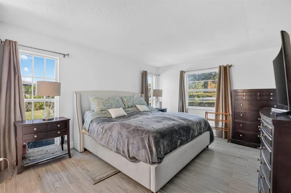 8681 BOCA DRIVE #20 Boca Raton, FL 33433