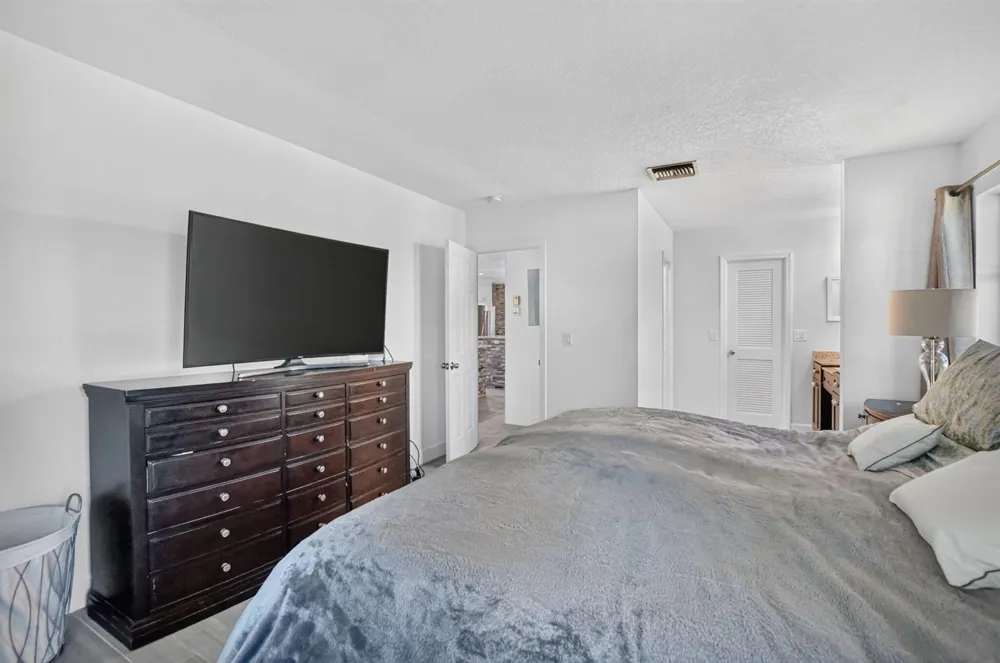 8681 BOCA DRIVE #20 Boca Raton, FL 33433