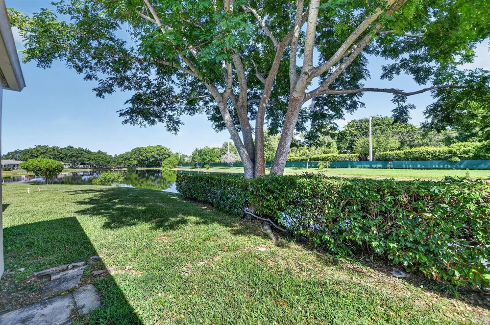 8681 BOCA DRIVE #20 Boca Raton, FL 33433