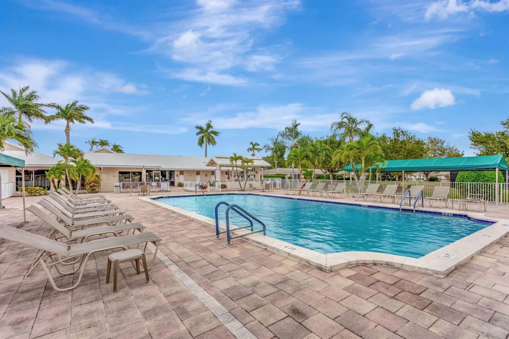 8681 BOCA DRIVE #20 Boca Raton, FL 33433