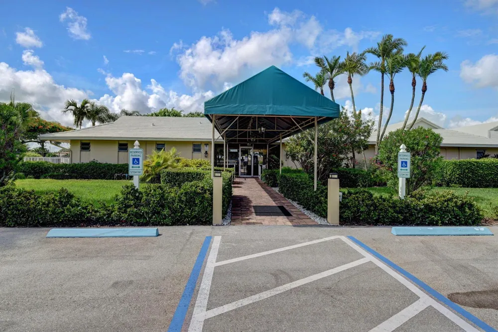 8681 BOCA DRIVE #20 Boca Raton, FL 33433