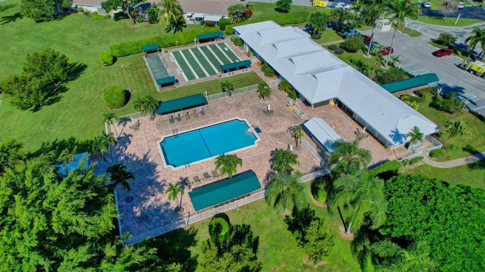 8681 BOCA DRIVE #20 Boca Raton, FL 33433