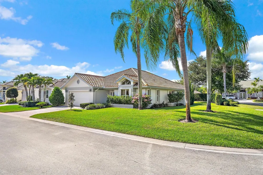 7998 SE Hempstead Circle Hobe Sound, FL 33455