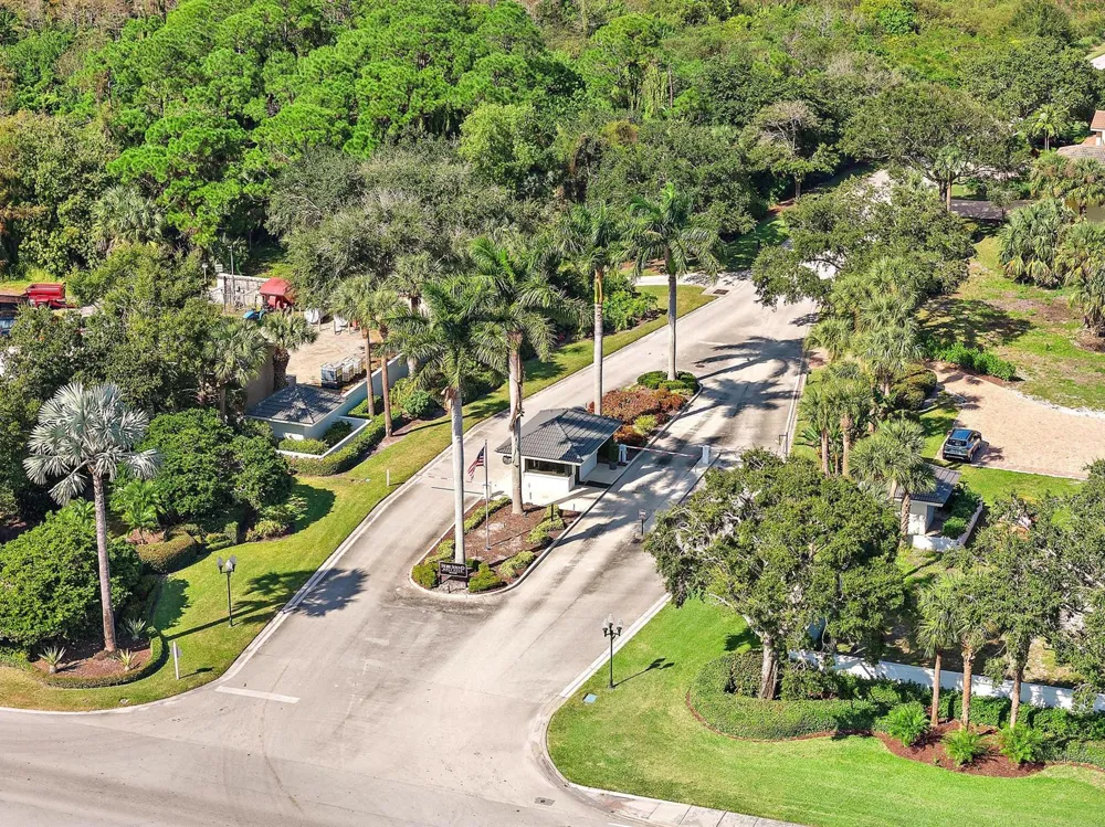 7998 SE Hempstead Circle Hobe Sound, FL 33455