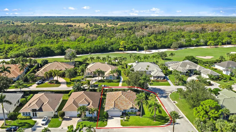 7998 SE Hempstead Circle Hobe Sound, FL 33455