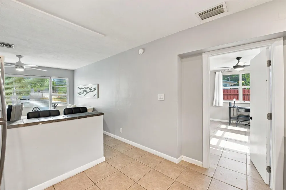 2610 NE 8th Avenue Pompano Beach, FL 33064
